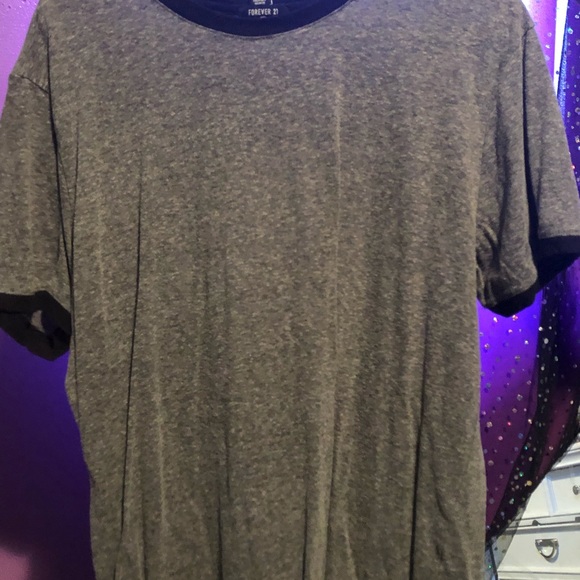 Men’s tee - Picture 3 of 4